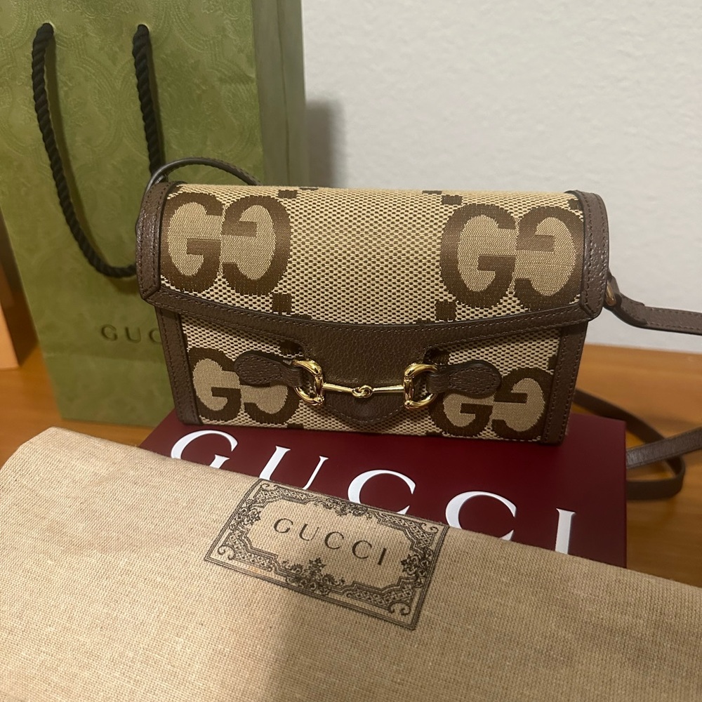SOLD! Gucci Jumbo GG Horsebit 1955 Crossbody Bag
